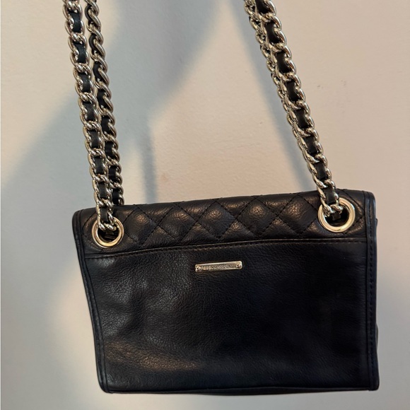 Rebecca Minkoff Elegant Black Quilted Chain Shoulder Bag - Picture 3 of 4
